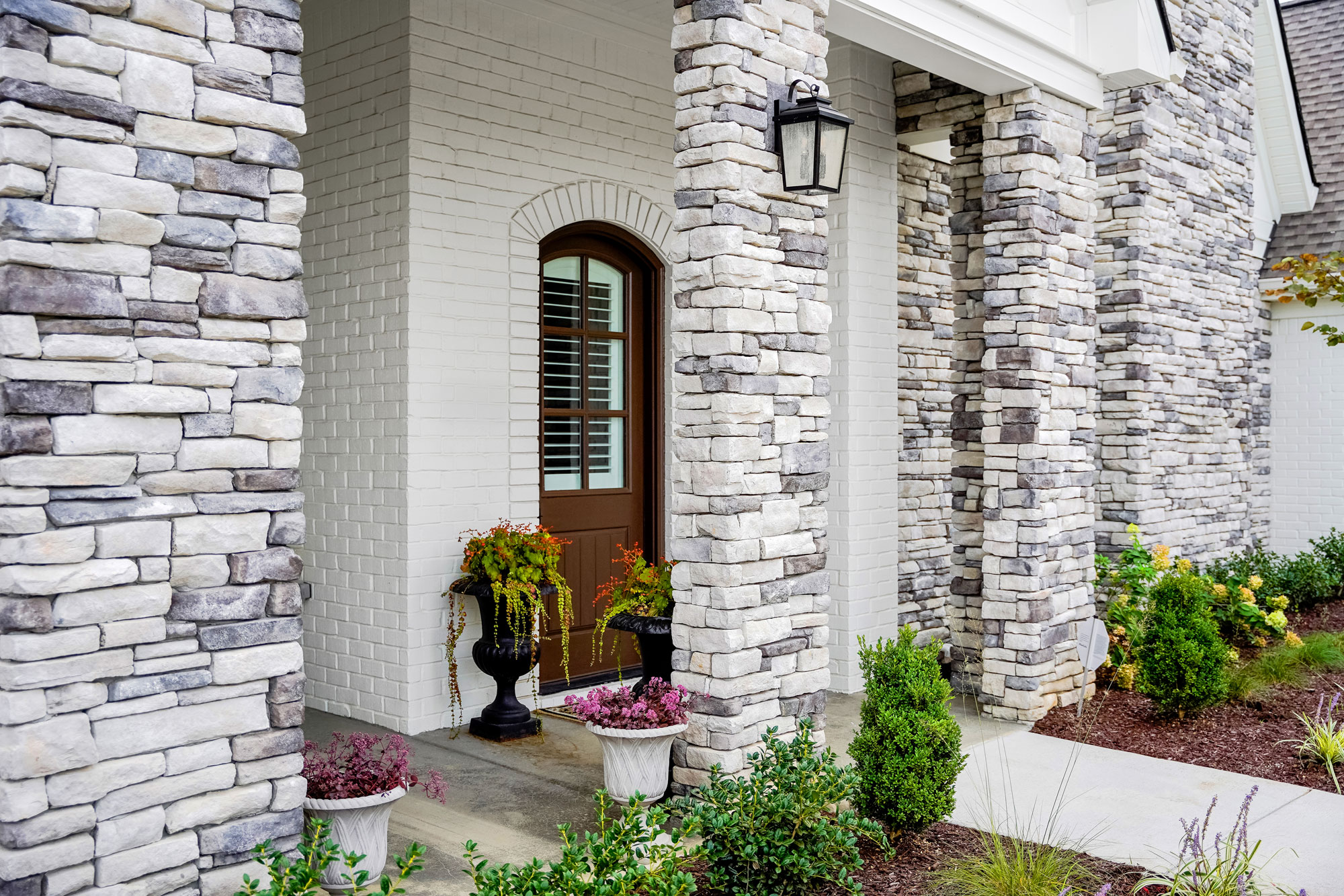Ledgestone-Mystic-Exterior