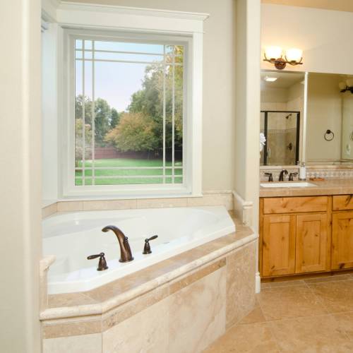 Aspect Picture Window with Grids - Master Bathroom