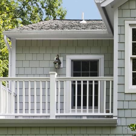 hardieshingle-siding-in-straight-edge-panel-home-2